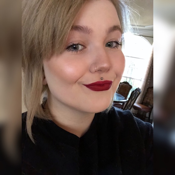 it’s ya girl, chrissy - Picture 1 of 1